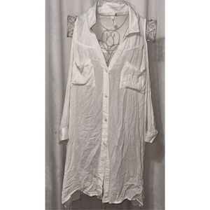 Beautiful women Womens ELAN Shirt Dress  White Long Sleeve Cold Shoulder Button